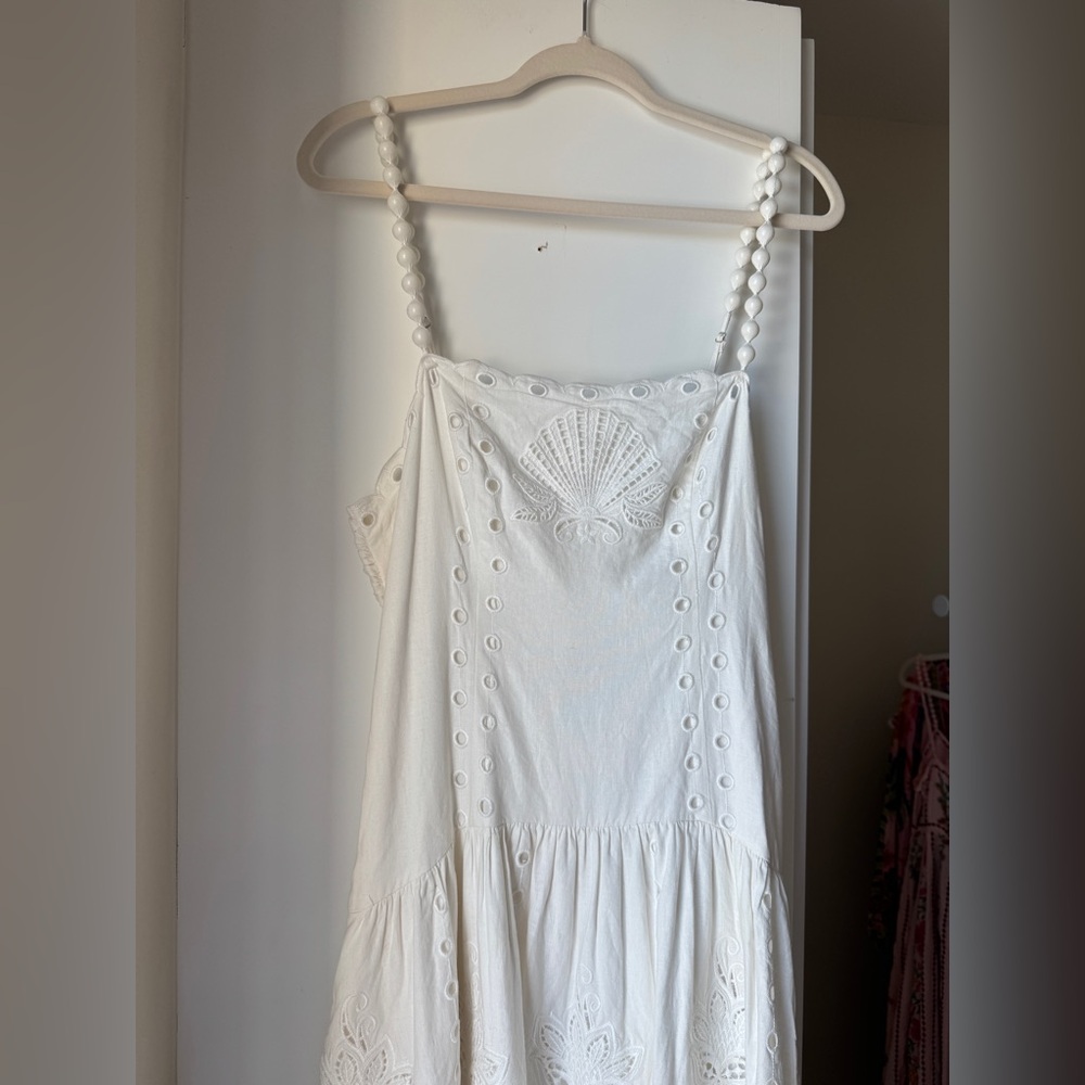 Farm Rio: Richelieu Scalloped Broderie Anglaise Linen-Blend Midi Dress - Picture 4 of 14
